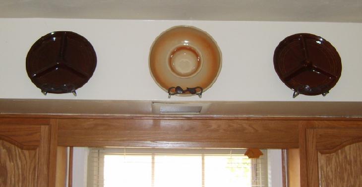 Rare no dome lazy susan, apricot and cream colored chip and dip and lazy susan with domed center.